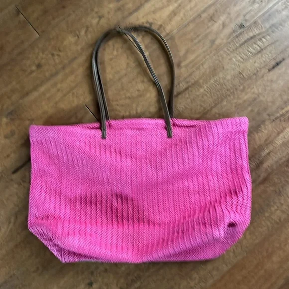 Vera Bradley Pink Fish Patterned Tote beach Bag - Picture 6 of 6